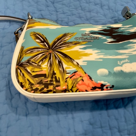 Coach Multicolor Shoulder Bag - Picture 3 of 10